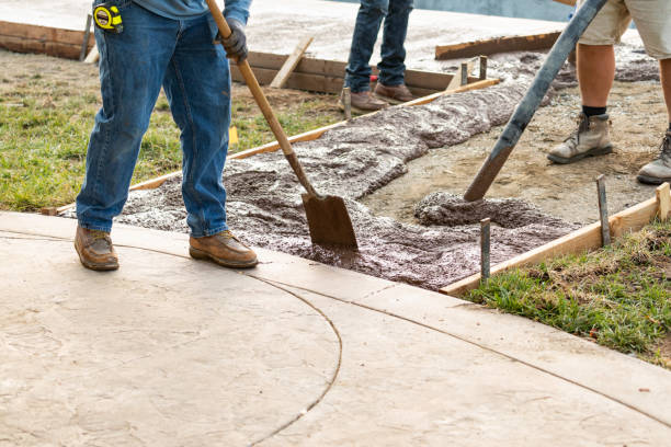 Best Concrete Installation Cost  in Manor, TX